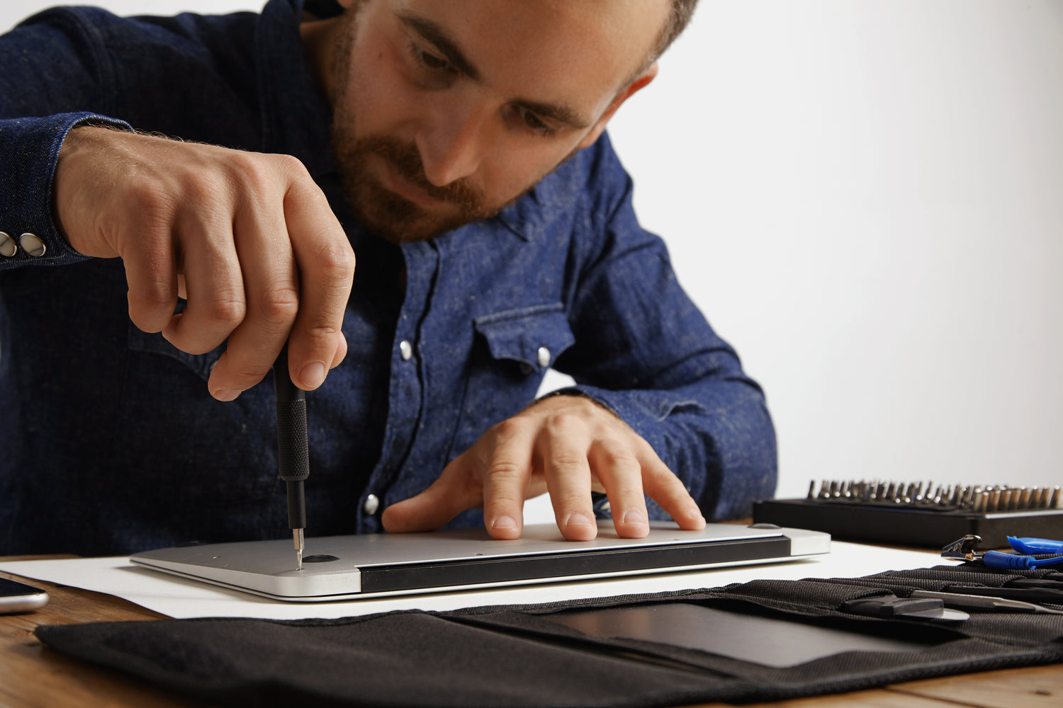 Refurbished laptop repareren