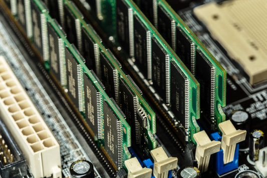 Waarom RAM- en SSD-prijzen blijven stijgen